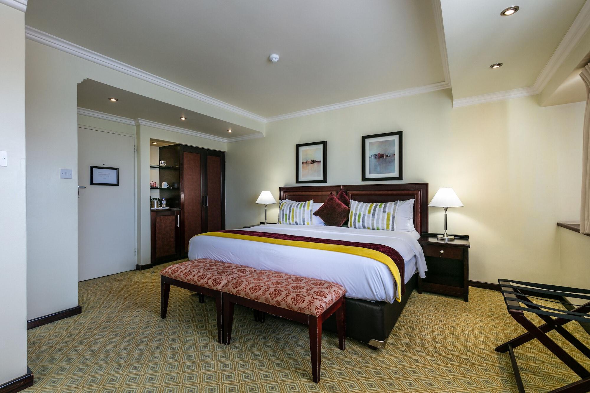 Cresta President Hotel Γκαμπορόνε Εξωτερικό φωτογραφία