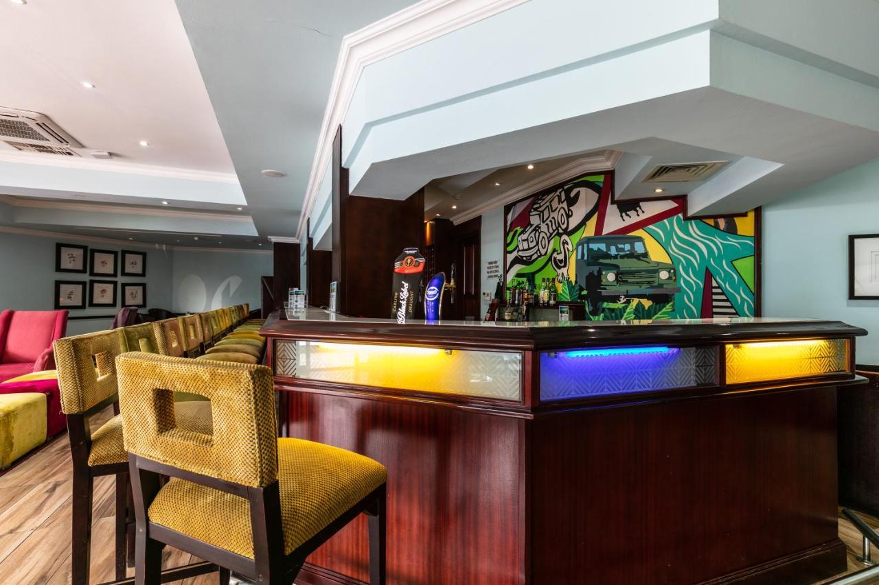 Cresta President Hotel Γκαμπορόνε Εξωτερικό φωτογραφία